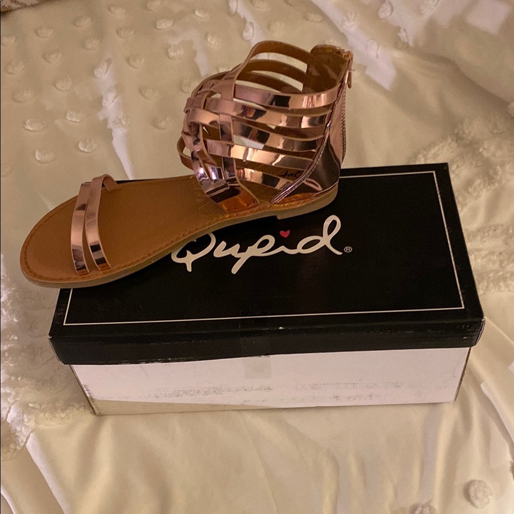 New, never worn, Qupid Women's Rose Gold Sandals